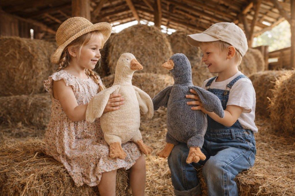 2er Set Efie Kuscheltiere Gänse groß, grau +  weiß, kontrolliert biologischer Anbau (organic), Made in Germany