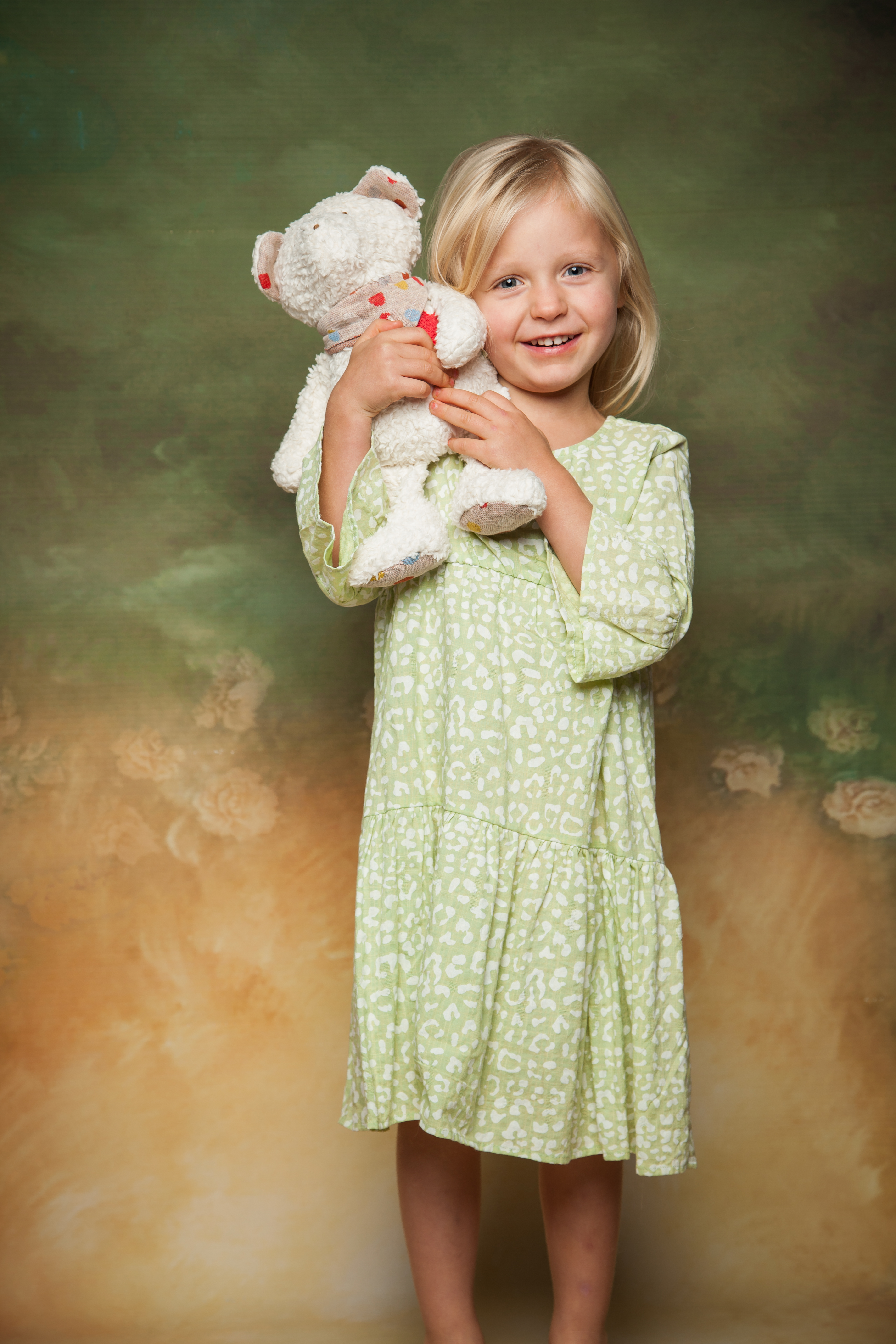 Efie Spieluhr Teddy mit Herz, kontrolliert biologischer Anbau (organic), Made in Germany