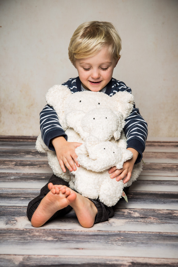 Efie Kuscheltier/Kissen Elefant L, kontrolliert biologischer Anbau (organic), Made in Germany