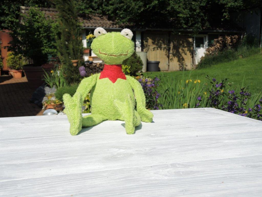 Efie Spiel,-Schlenker & Kuscheltier Frosch, kontrolliert biologischer Anbau (organic), Made in Germany
